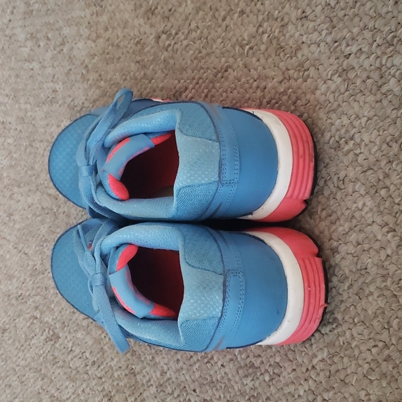 Womens Nike Dual Fusion Running Walking Tennis Shoes Blue Pink EUC 8 - Picture 4 of 7